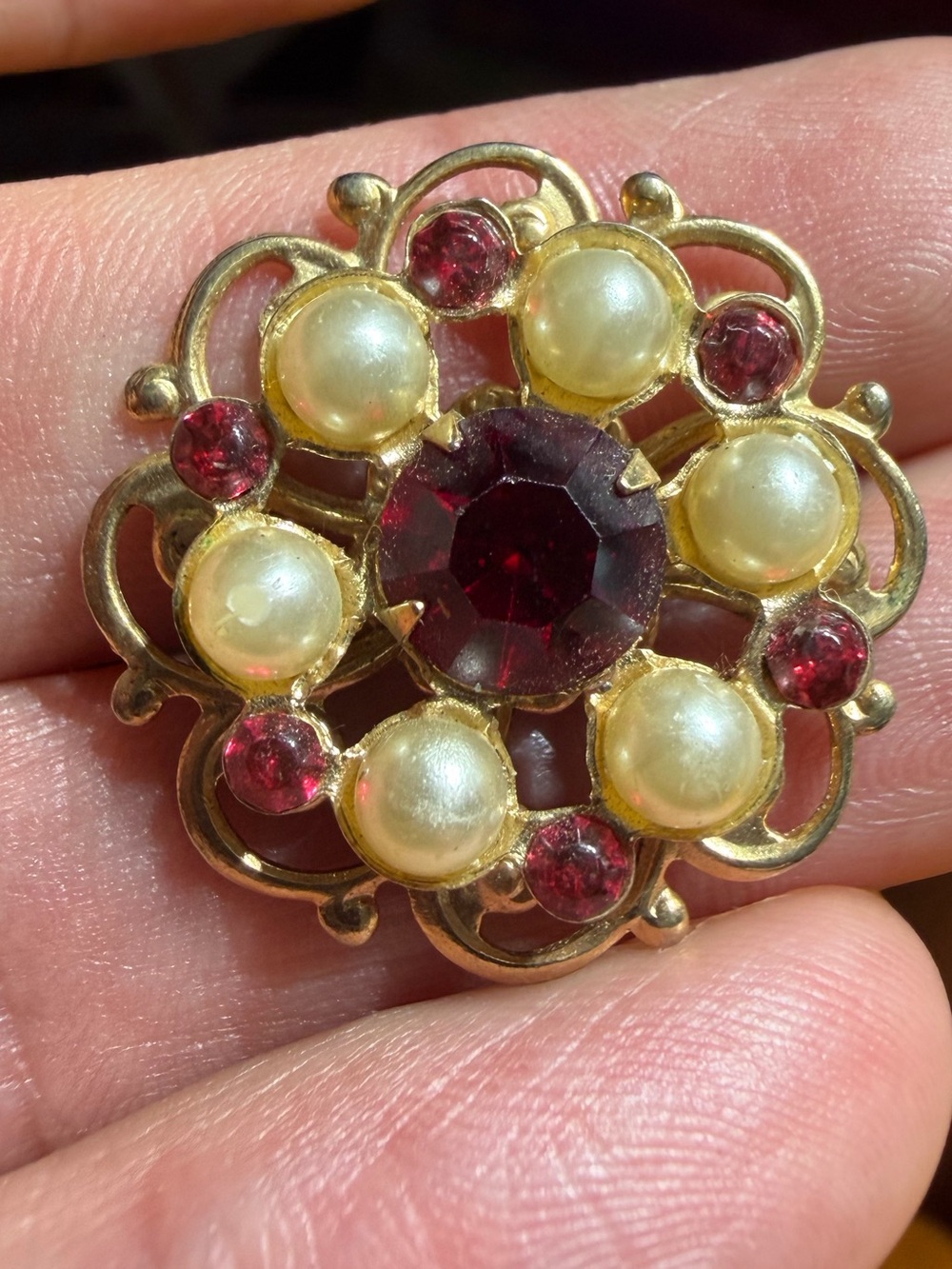 Vintage Gold Tone Faux Pearl Read Glass Floral Brooch